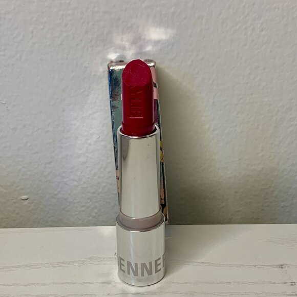 Kylie Jenner "Raspberry Charlotte" Lipstick NIB Damaged Tip Original Rare Pink - Picture 11 of 16